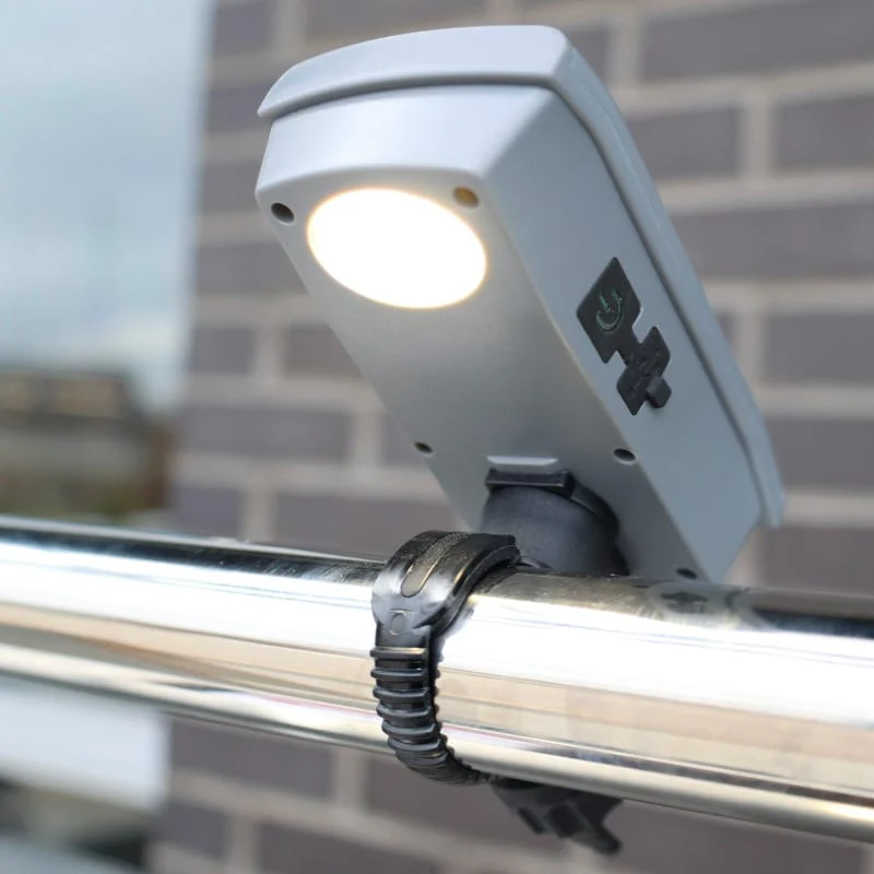 Brander Solar Flare Smart Sensor Grill Light - Image 7