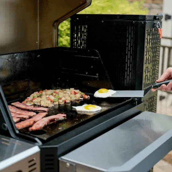 Masterbuilt Gravity Series 800 Digital Charcoal Grill & Smoker - Image 7
