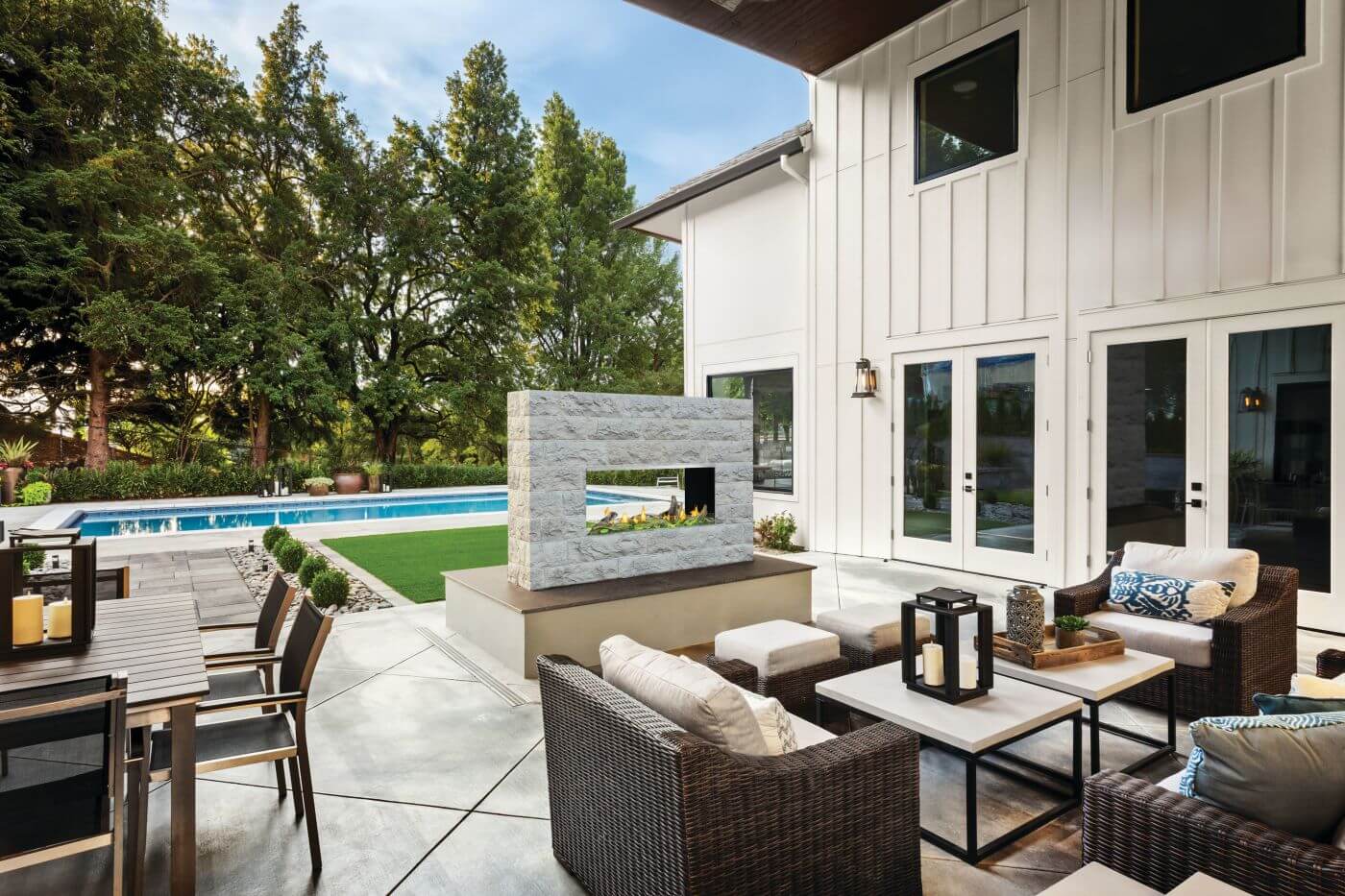 Napoleon Galaxy Outdoor Fireplace - Image 3
