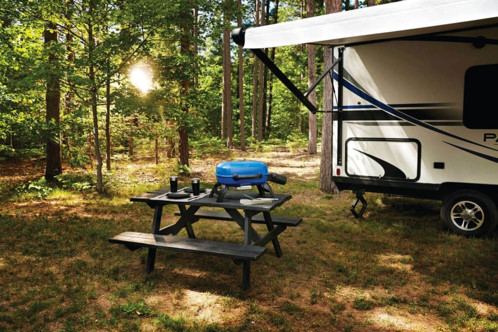 Napoleon TravelQ 240 Portable Grill (Propane) - Image 5