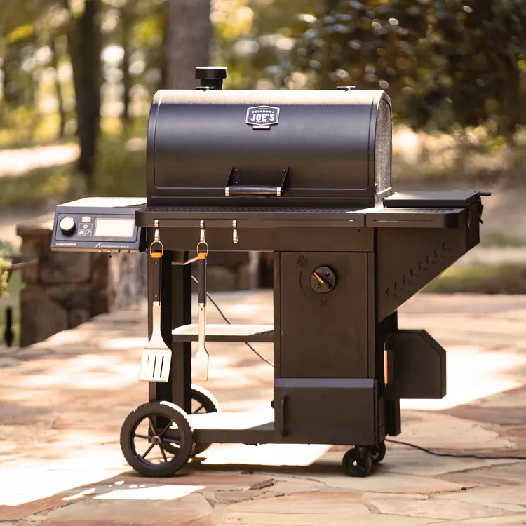 Oklahoma Joe's Tahoma 1200A DLX Auto-Feed Charcoal Grill - Image 5