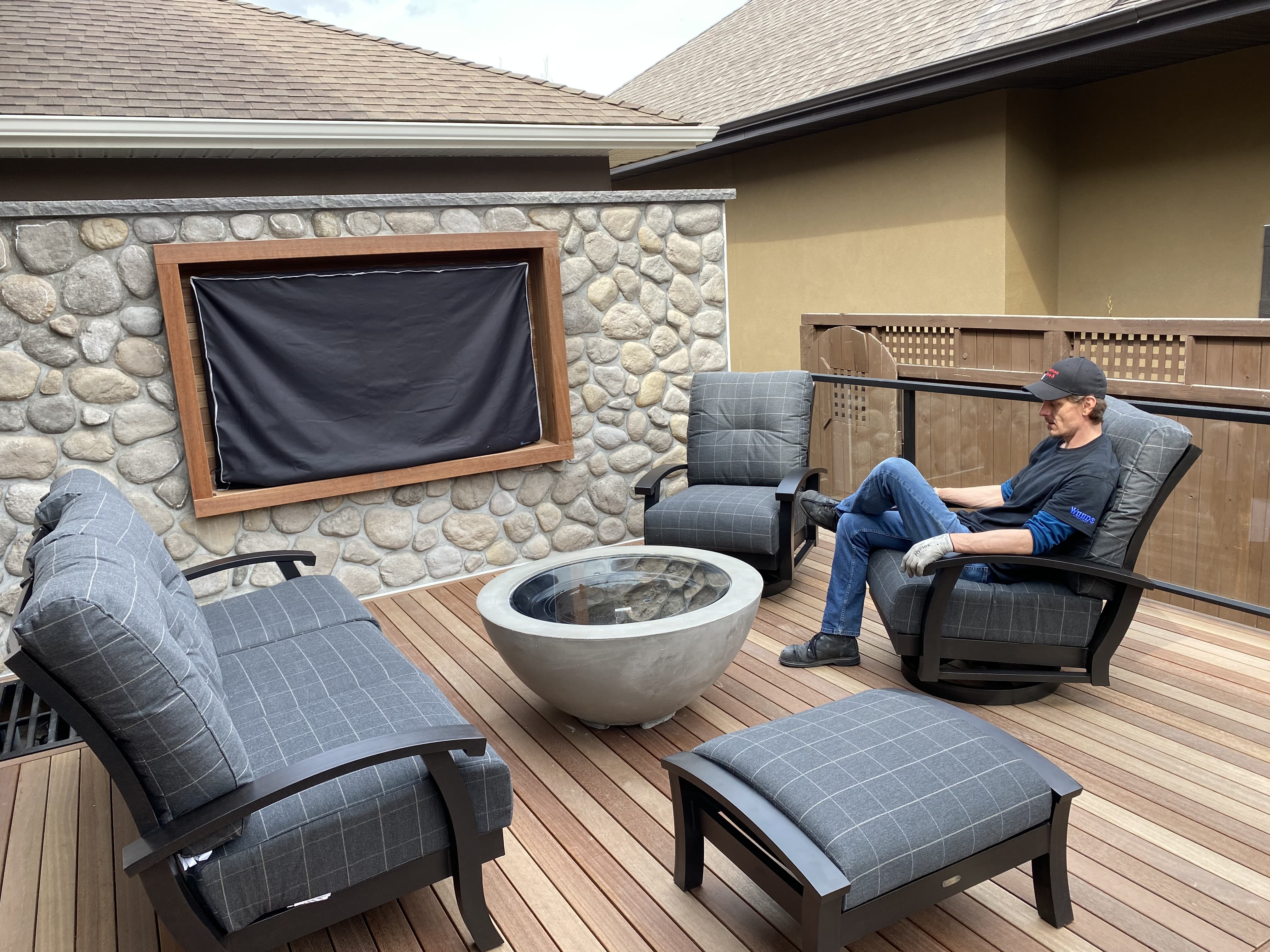 Outdoor GreatRoom Cove 30" Fire Bowl - Image 9