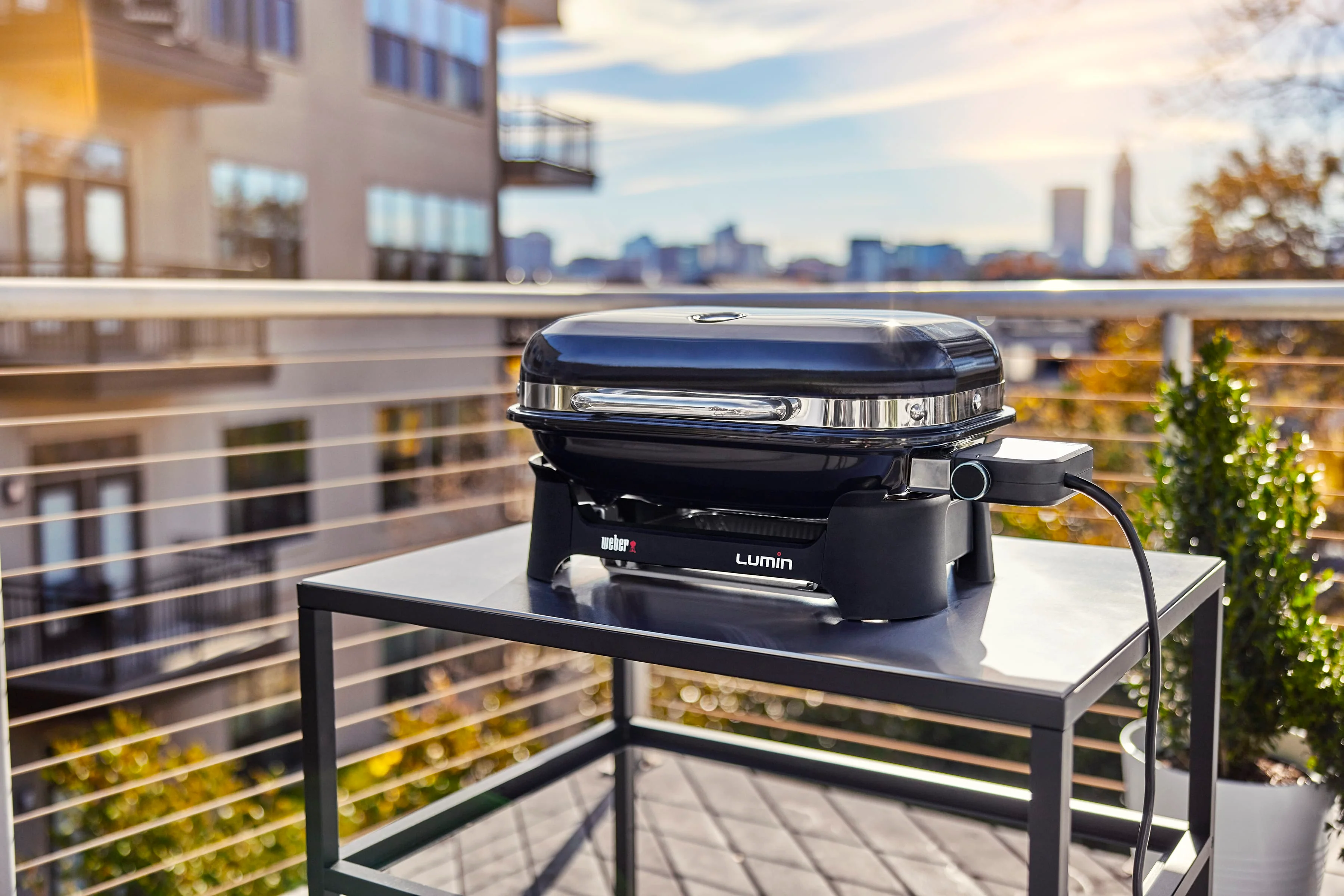 Weber Lumin Portable Grill (Electric) - Image 3