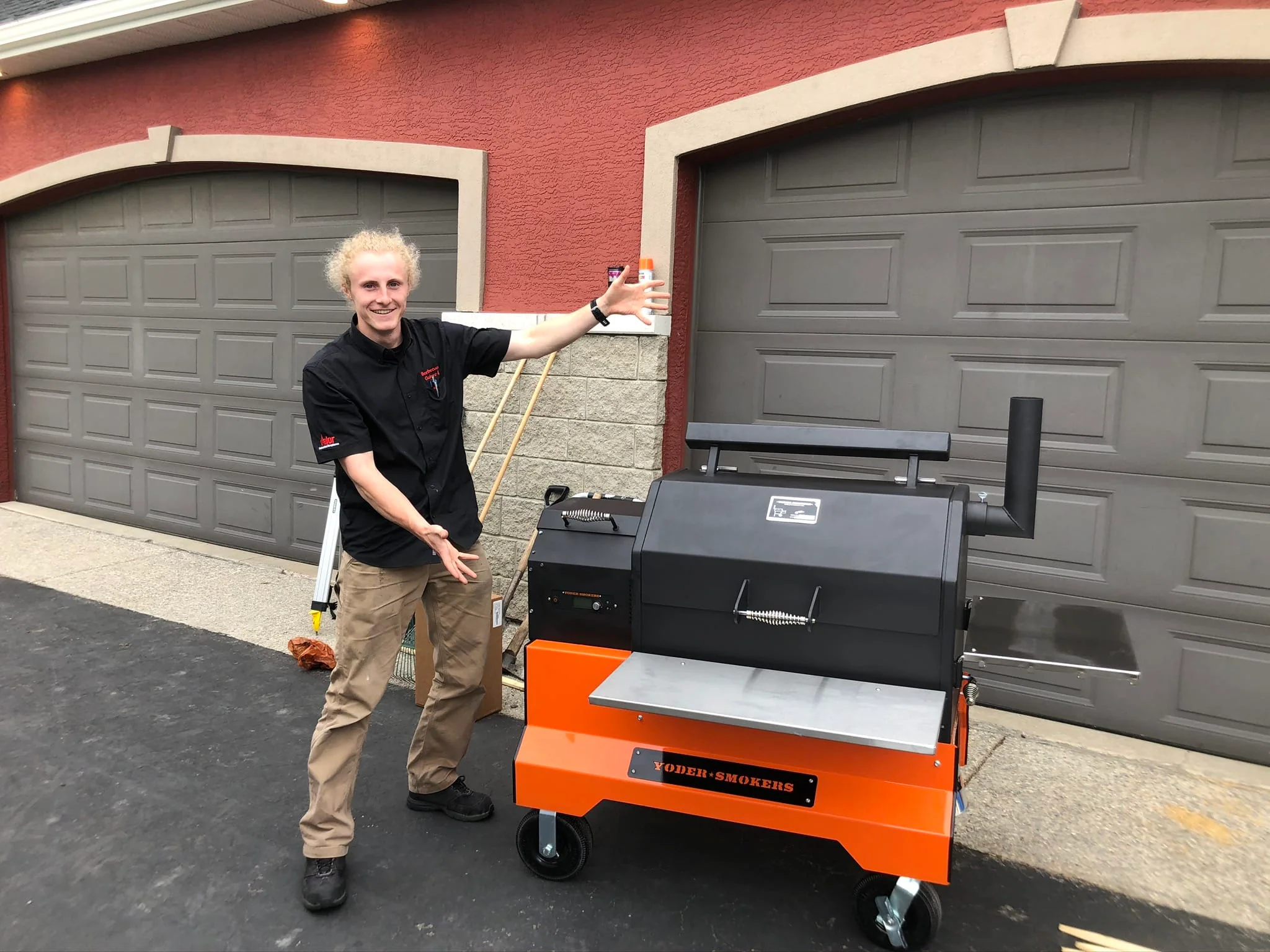 Yoder Smokers YS640S Competition Pellet Grill and Cart - Image 11