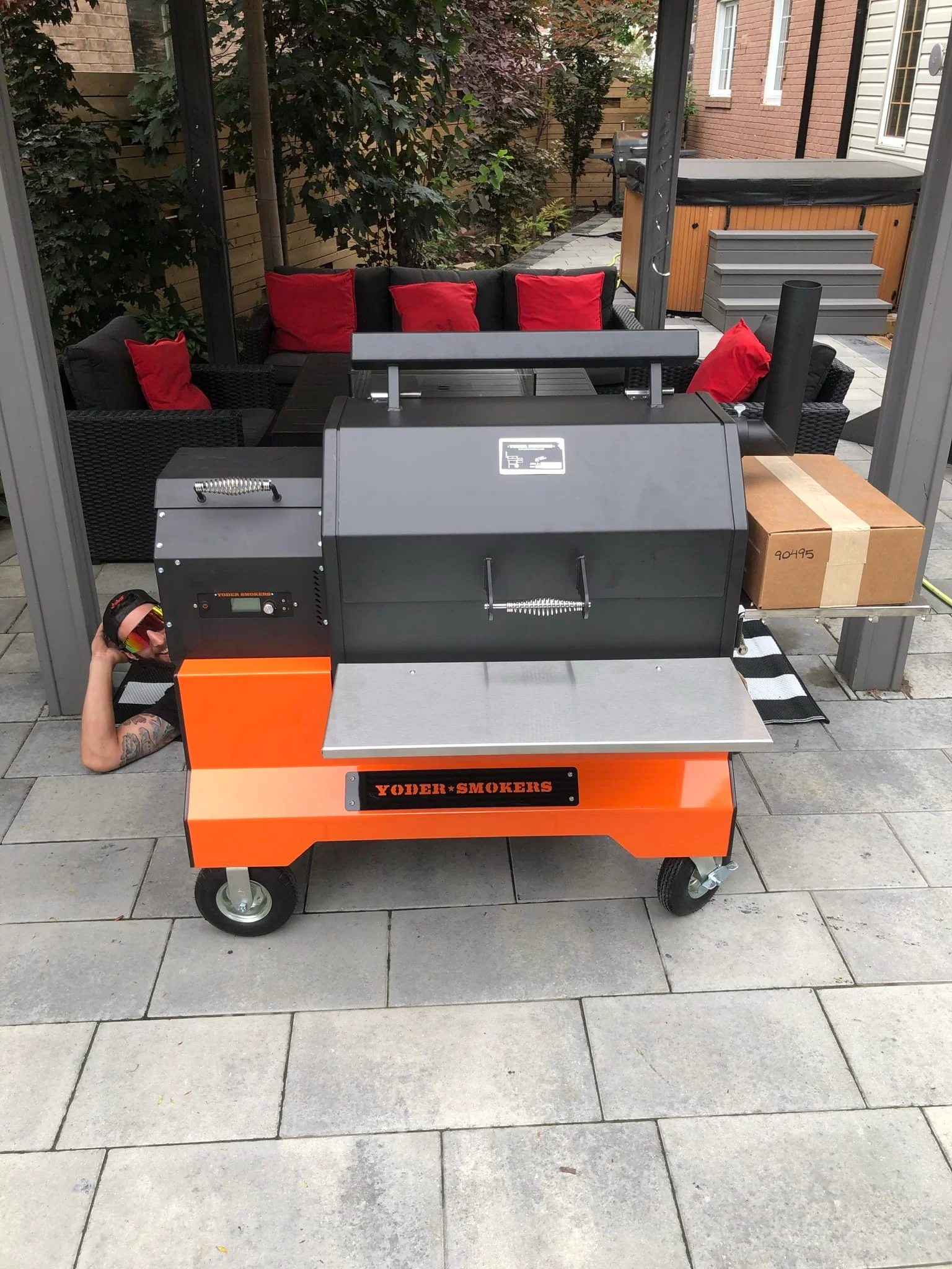 Yoder Smokers YS640S Competition Pellet Grill and Cart - Image 16