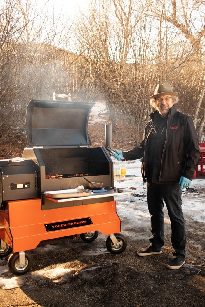 Yoder Smokers YS640S Competition Pellet Grill and Cart - Image 8